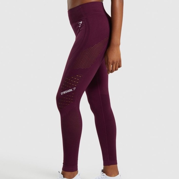 GYMSHARK Flawless Knit Tights in Ruby Red - Size Small